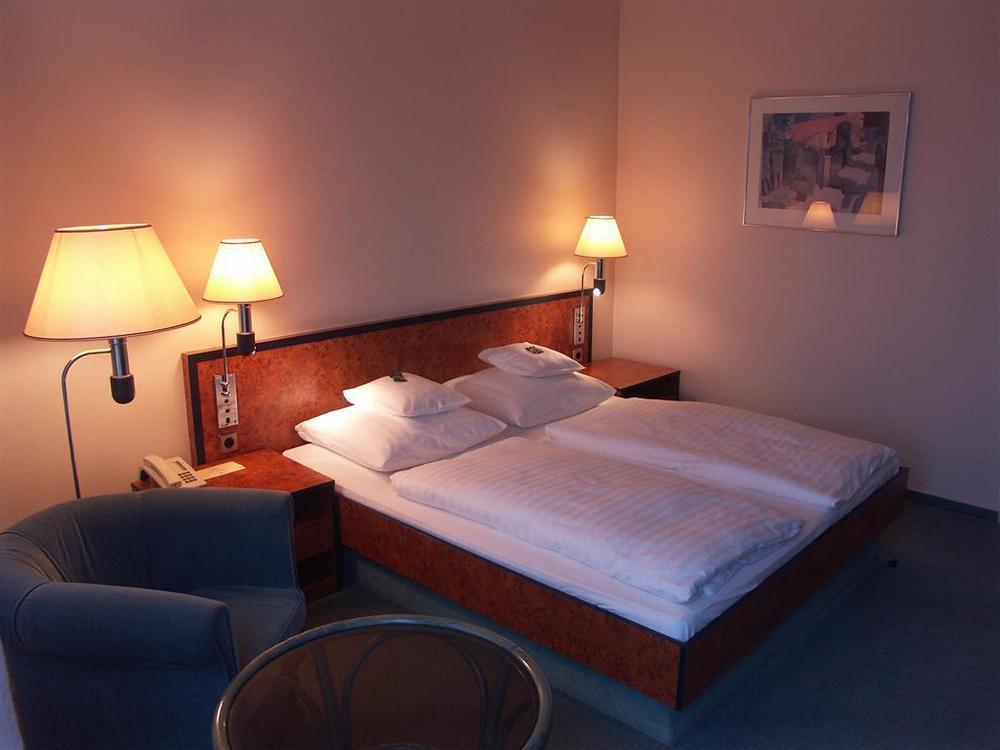 Hotel Arkadia Friedrichsdorf Room photo
